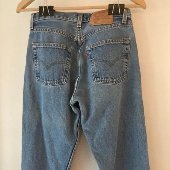 Vintage Levi's 501s made in USA - Picture 10 of 16